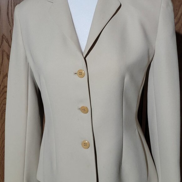 Petite Sophisticate Light Beige Office | Dinner Blazer w/Buttons - Size 2 - Picture 12 of 13
